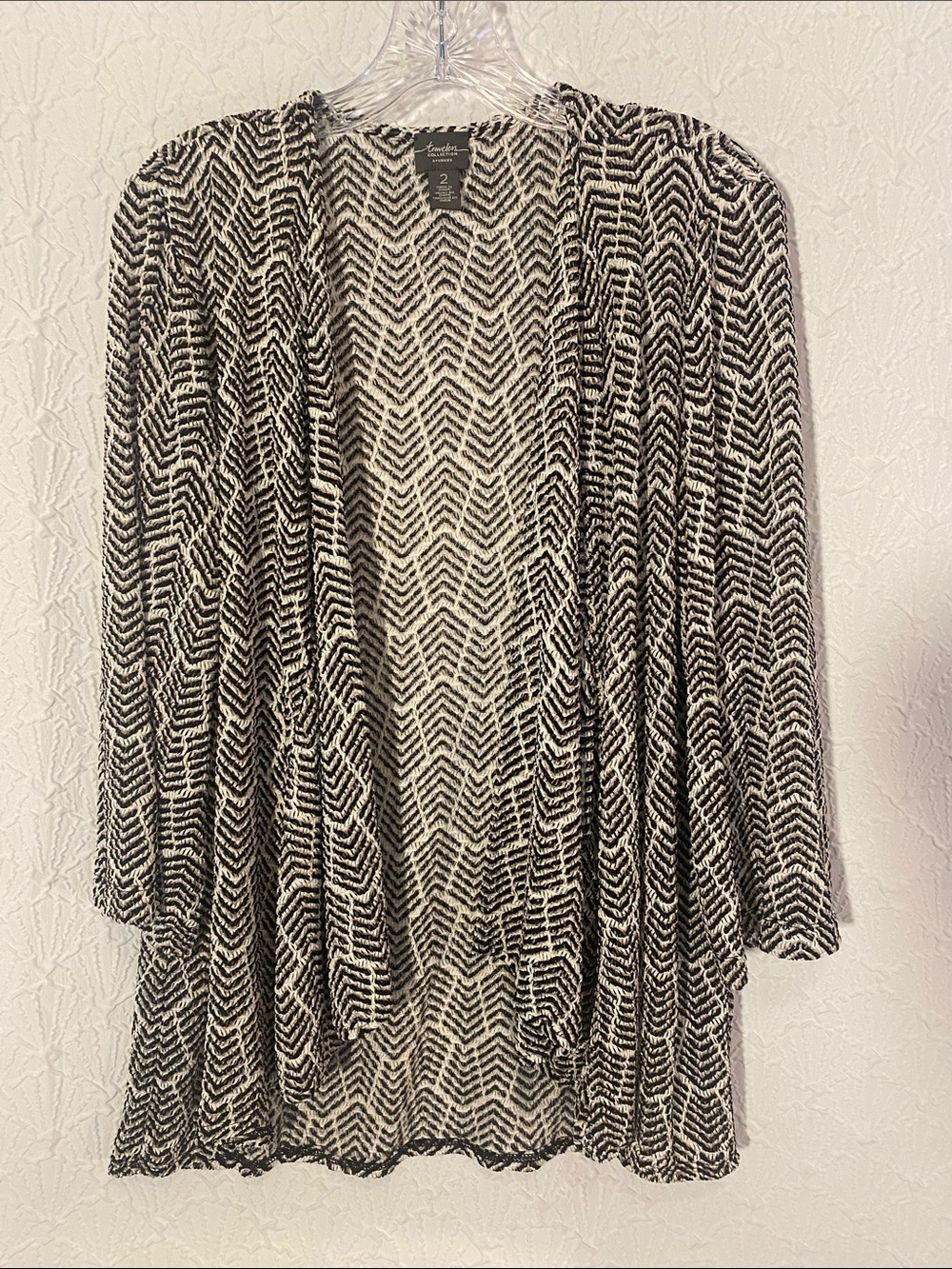 Chico's Travelers Collection Black and Cream Chevron Cardigan Confident Classic